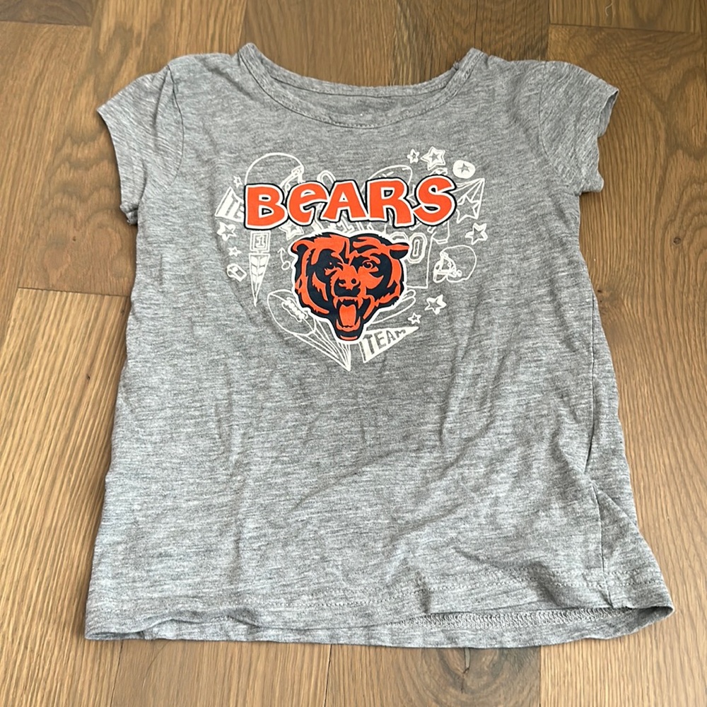 Girls NFL bears shirt Size 4T- excellent condition!
